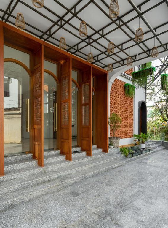 Yukkuri Boutique Hotel Dalat Екстериор снимка